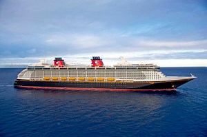 Virtual Tour of Disney Cruise Line's Disney Fantasy | Chip and Company