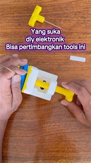 Mini rotating vise clamp