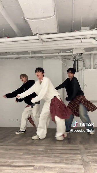 SCOOL Ten Entertainment Highlights