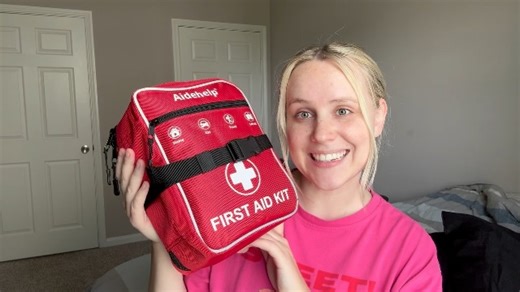 Watch A look inside this first aid kit on Amazon Live