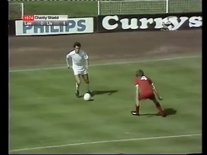 10/08/1974 Charity Shield LEEDS UNITED v LIVERPOOL