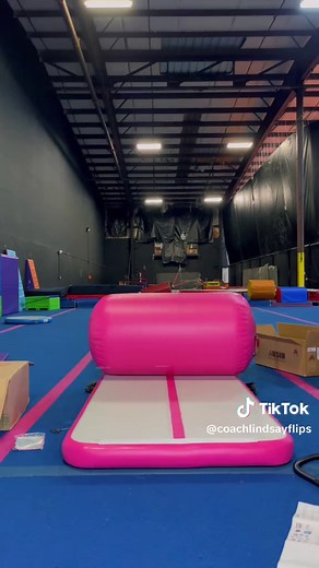 AWSUM Air Track Review: Unboxing and Testing