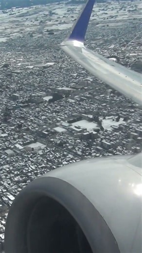 離陸後さらにエンジン推力を上げるB737-800！！#b737 #ana #飛行機 ＃エンジン＃富山空港＃離陸