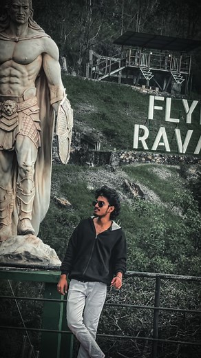 @RAP TAMIZHA SABAA. 🔥🔥🔥 ஏழை கவிஞன் 🎶 Official Music video Out now (Like ,Comment and Subscribe) channel name : ishant cms beats. LINK 🔗 https://youtu.be/3_7mgzuZmpU?si=T3njQk2cgvWHhF0_#ஏழை_கவிஞன் #sathusiva😈 #newrapsong #trending #ashalkolaru🎧💥 #vibe #sabaa #mass #upcomingraper