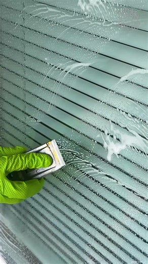 The Best Way To Clean Your Windows | Clean That Up