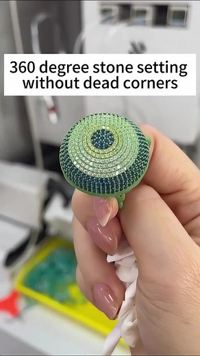 #jewelry #jewellery #jewelrymaking #jewelrydesigner #customjewelry #jewelrymanufacturer #jewelryfactory #viral #fyp #foryou