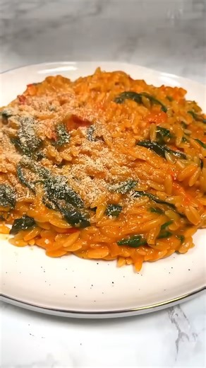How to make creamy one pot orzo pasta