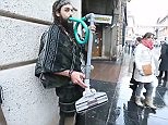 Australian busker uses vacuum cleaner as a musical instrument