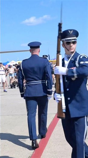 USAF DRILL TEAM 😤