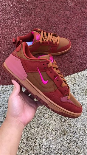 Nike Dunk Low Disrupt 2 “Desert Bronze” Overview