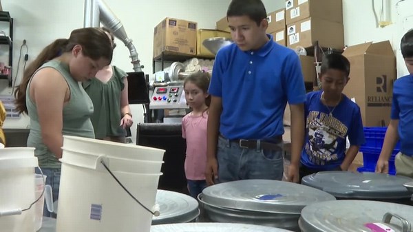 San Diego ISD students get glimpse of culinary careers through Junior Chef Program
