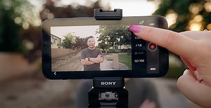 Turning Your iPhone Into an On-Camera Monitor | 4K Shooters