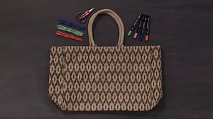 It's easy to transform a bag when you have the right supplies! Use fabric markers and embroidery floss to make your ordinary tote or purse into a DIY accessory your friends will envy! | Hobby Lobby