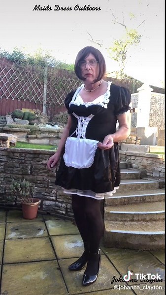 Maids Dress Outdoors #crossdressing#johanna #maid#dress#outdoors