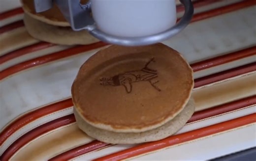 【直播切片】85度c名字的来历 小鱼教你煮红豆沙 铜锣烧的标准样式 打发鲜奶油的来历