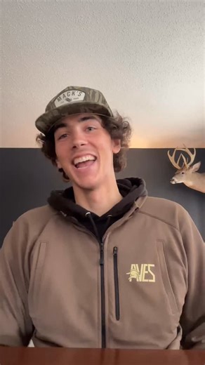 FAST & FURIOUS MALLARDS with @greyson_carlson You can hear the full story and more on all podcast platforms. Link to show in bio. Presented by: @bluebirdwaterfowl Also brought to you by these fine partners: @theduckholecompany @rigemright @flightdayammo @aveshunting @retayusa @froggtoggs @northernduckcalls #ducks #duckhunting #waterfowl #goose #migrationwaterfowl | Migration Waterfowl