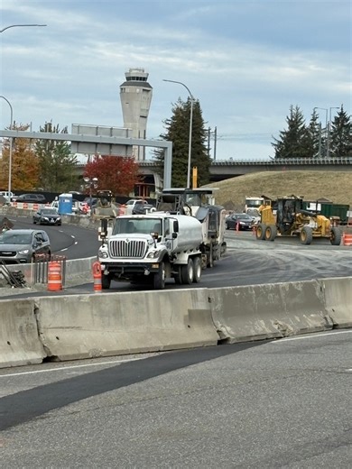 Roadwork ahead! 🚧 As part of our Roadway Improvement Project, expect some temporary changes on the lower arrivals drive while we make it easier to get in and out of SEA. | Seattle-Tacoma International Airport