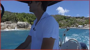 27K views · 23 reactions | En 2017, Edouard Grosmangin était le directeur d'un hôtel de luxe sur l'Île Félicité. C'est lui qui, 3 ans auparavant, est arrivé sur cette île vierge en compagnie de sa femme. Depuis, l'endroit peut accueillir une trentaine de clients dans un cadre somptueux. | Golden TV | Facebook