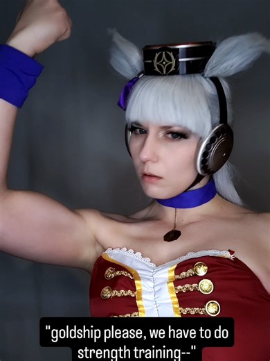 Fun Flexing Fails in Cosplay!
