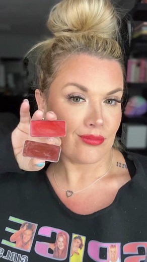 Get the Perfect Red Lip Look with Seint Lipstick Tutorial