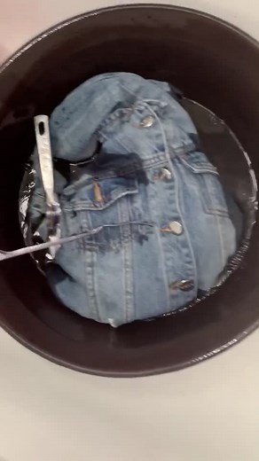 It smelt terrible but it kinda worked😁Would you do this to your jacket! #tiedye