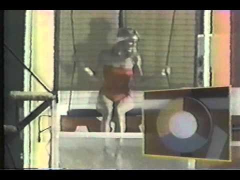 Heather Locklear Sitting in a Dunk Tank