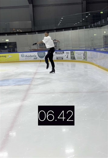 Incredible Figure Skating Moments on Ice