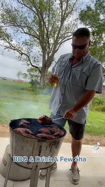 Old Smokey BBQ Pits & Accessories