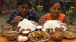 8 Varieties item - Lots of Rice with Chicken Curry - Fish Curry - Vegetable Curry Credit : Best Indian Eating Show https://bit.ly/3cpEjUC | SamratMamata