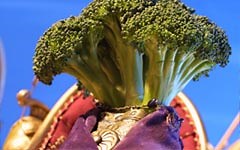 Oedipus. The Movie. Starring Vegetables.