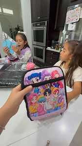 440K views · 10K reactions | Unboxing de las guerreras k pop 殺 las niñas quedaron encantadas 殺❤️ #momlife #rutina | Doralia Angulo | Facebook