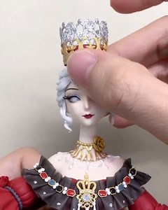 4.6M views · 88K reactions | The making of a clay queen doll! | Art & Painting | Facebook