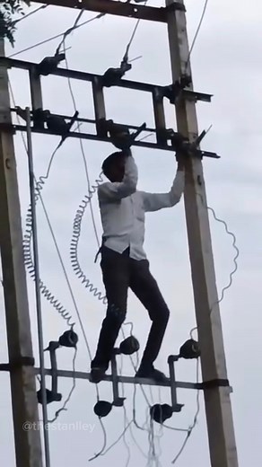 12M views · 840K reactions | Essaye de ne pas rire - compilation de vidéos drôles  #videodrole #funnyvideo | Thestanlley | Facebook