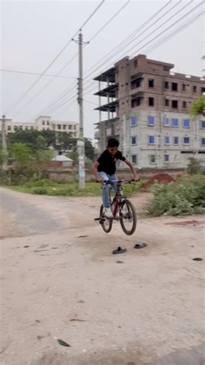 Bunny hop challenge 😱😱 #trendingshorts #viral #stunt #13million #foryou #cycle #subscribe #1mview