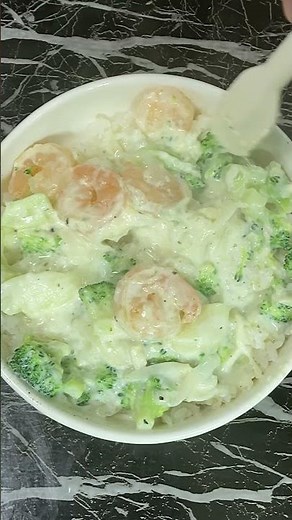 おウチで簡単!!包丁いらず!!冷凍食材でエビドリア 260504
