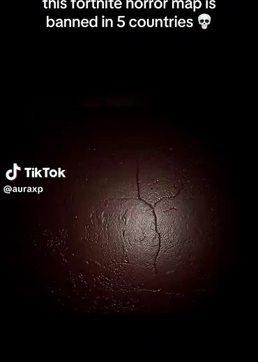 Map: TRAUMA 😭 (it’s insane) #fortniteclips #fyp #horrorgaming #fortnitehorrormap #mapcode