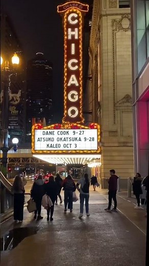 🇺🇸The Iconic Chicago Theater 🇺🇸 #chicagotravelguide #chicagovlog #chicagovibes