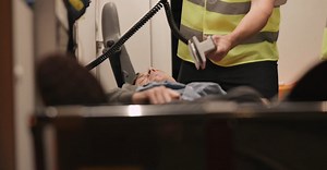 Video by Mikhail Nilov on Pexels