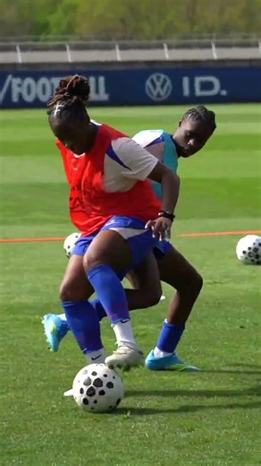 1 vs 1 ! #foot, #dribble #fff