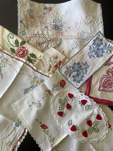 Vintage French Lot 8 1940s–1950s Hand-embroidered Tea Tablecloths Linen and Cotton #28 - Etsy