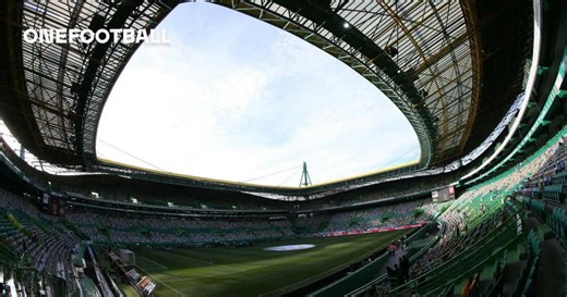 Incidents at Sporting v FC Porto lead to Alvalade stand closure