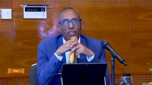 መዲናችን አዲሰ አበባ ጠንክረን በመስራታችንና ህብረተሰቡን በማሳተፋችን ቀድሞ ትታወቅበት የነበረው ገፅታዋ ፍፁም ተቀይሮ በአሁኑ ወቅት በንፅህናዋና በፅዳቷ ፋና ወጊ ከተማ መሆን ችላለች። በም/ከንቲባ ማእረግ የአዲስ አበባ ከተማ ዋና ስራ አስኪያጅ ኢንጅነር ወንድሙ ሴታ ለተጨማሪ የመረጃ አማራጮች https://linktr.ee/aacitymanager | Addis Ababa City Manager's Office