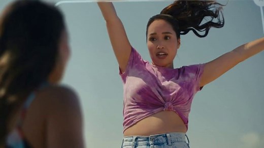 Hinge TV Spot, 'Beach'