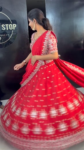 Ee Chinna Mistake valla Saree damage Guarantee🤷🏻‍♀️ #saree #prepleating #foryou #explore #fyp