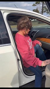 169K views · 1.2K reactions | 藍 | Red Squirrel | Facebook