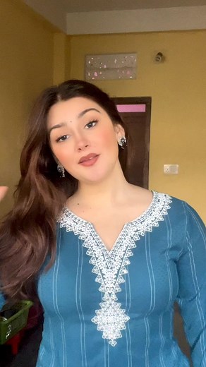 Bollywood Trends: Latest Songs and Dance Moves