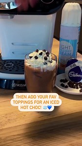 Nothing better than an iced drink in this heat. We’re upgrading our Tassimo Cadbury hot choc with ice today 🧊🍫☕️ Check out our SUMMER SALE via link in bio if you’re low on chocolate, and tag us if you make one yourself! #TASSIMOMENTS | Tassimo