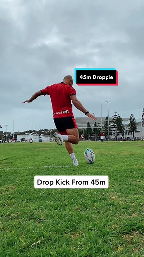 Mastering the Art of the Rugby Drop Kick