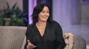651K views · 15K reactions | Actress Shannen Doherty, best known for her roles on "Beverly Hills, 90210" and "Charmed" has died at age 53. Her 90210 co-star Jason Priestley calling her "a force of nature." David Muir reports. https://trib.al/Uxcx9bM | ABC World News Tonight with David Muir | Facebook