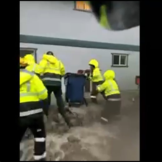 CAL FIRE San Bernardino Unit continues to support San Bernardino County during the ongoing Wrightwood storm incident. Crews from Pilot Rock Fire Center, along with Fenner Canyon Conservation Camp incarcerated firefighters, have been working alongside county resources to assist residents impacted by flooding. These crews are focused on flood mitigation, debris removal, and recovery support as weather conditions continue to challenge the community. This coordinated effort reflects our continued co